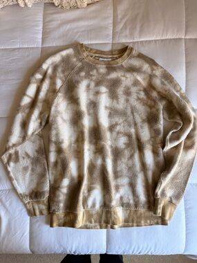 FEAT tie- Dye crewneck